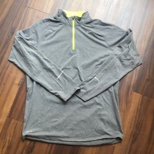 Nike Element 1/2 Zip Top